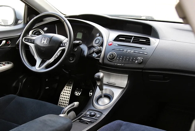 Honda Civic cena 23890 przebieg: 234600, rok produkcji 2008 z Ustka małe 301